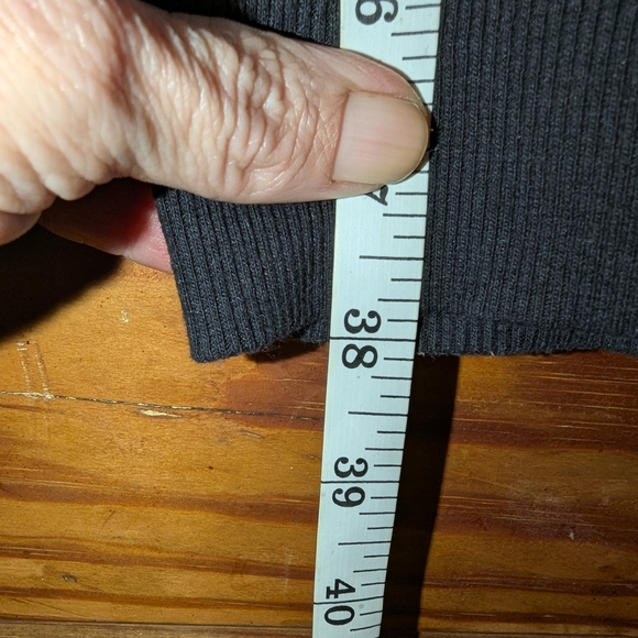 Champion Black Jogger Sweatpants with Elastic Cuffs - Picture 5 of 8